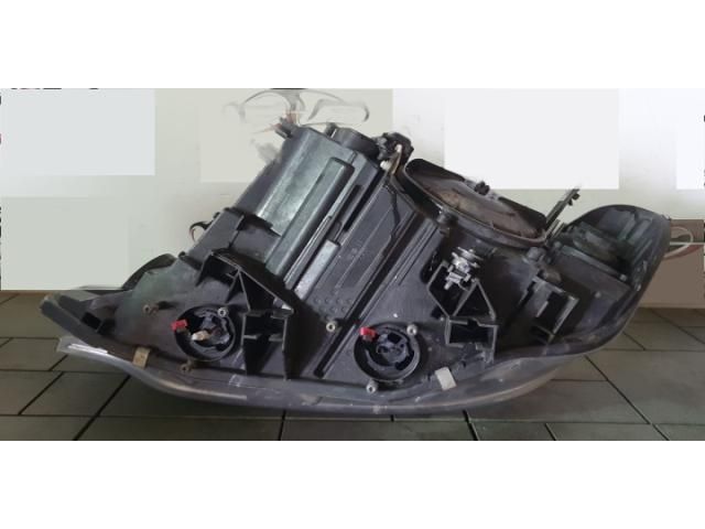 bontott BMW 4 Jobb Xenon Fényszóró