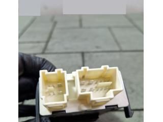 bontott BMW 4 Komfort Elektronika