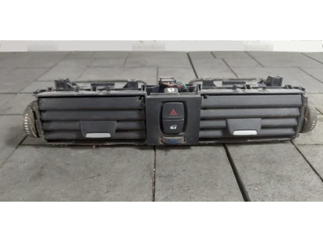 bontott BMW 4 Középső Szellőző