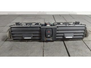 bontott BMW 4 Középső Szellőző