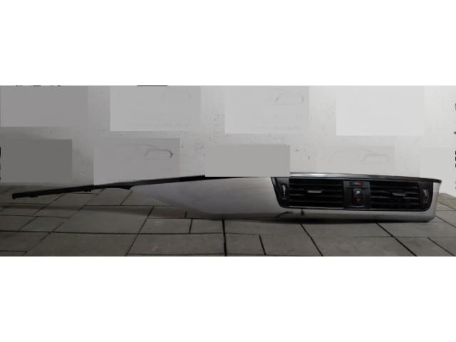 bontott BMW 4 Középső Szellőző