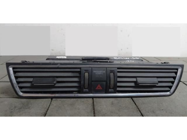 bontott BMW 4 Középső Szellőző