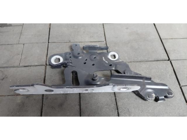 bontott BMW 4 Motorháztető Bal Zsanér