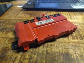 bontott BMW 4 Pozitív Kábel Elosztó