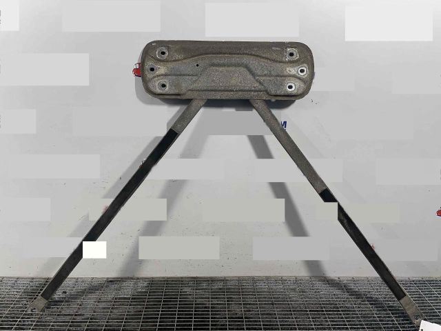 bontott BMW 4 Tartó Bak