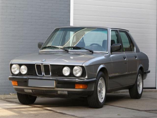 bontott BMW 5 E28 Generátor