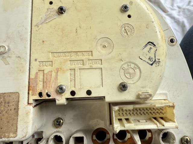 bontott BMW 5 E28 Kilométeróra