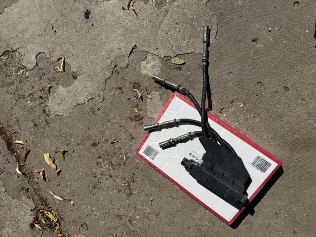 bontott BMW 5 E34 Gyújtótrafó Szett