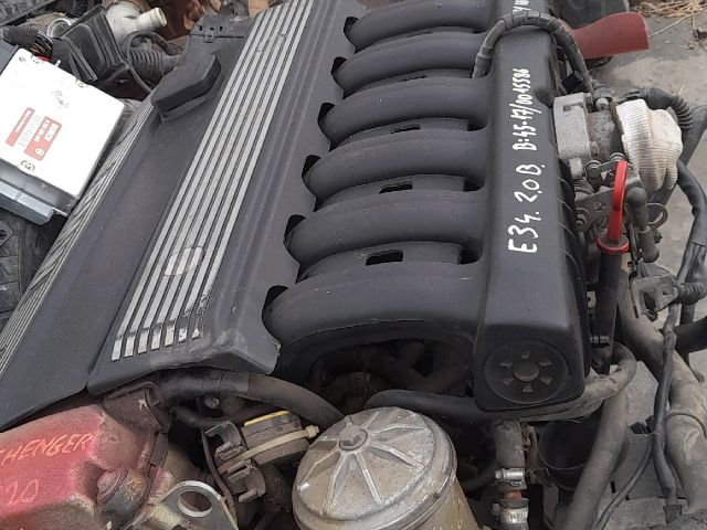 bontott BMW 5 E34 Komplett Motor (Segédberendezésekkel)