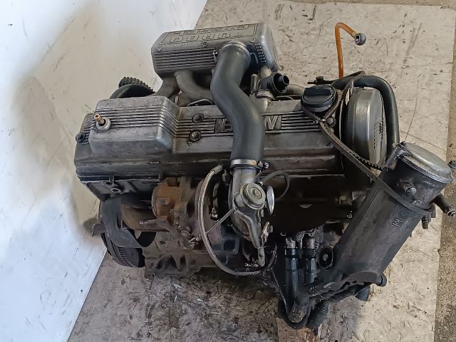 bontott BMW 5 E34 Komplett Motor (Segédberendezésekkel)