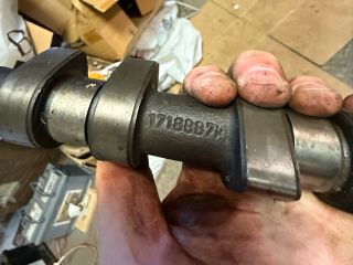 bontott BMW 5 E34 Szívó Vezérműtengely