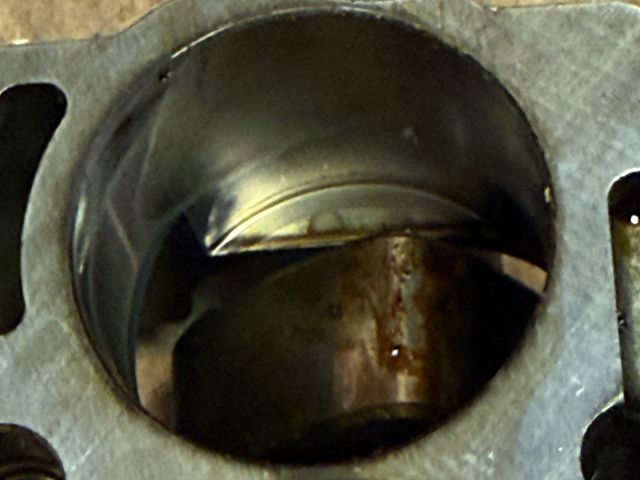 bontott BMW 5 E34 Vezérműtengely Házzal