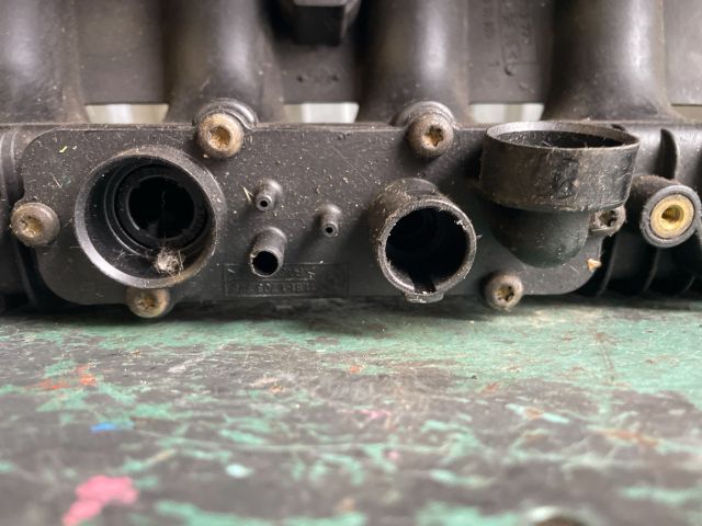 bontott BMW 5 E34 Szívósor