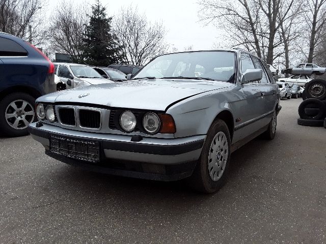 bontott BMW 5 E34 Turbó