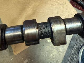 bontott BMW 5 E34 Vezérműtengely (Magában)