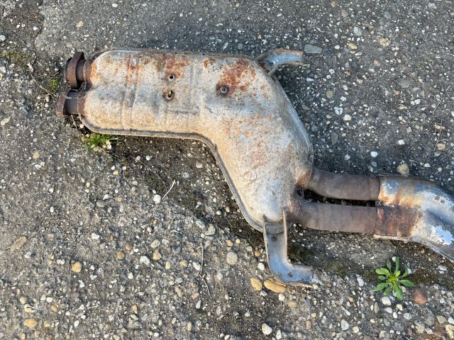 bontott BMW 5 E34 Komplett Kipufogó Rendszer