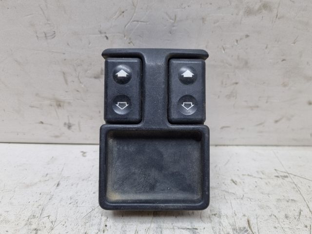bontott BMW 5 E34 Ablakemelő Kapcsoló Négyes / Kettes