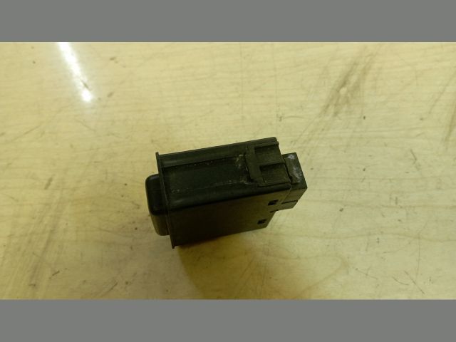 bontott BMW 5 E34 Ablakfűtés Kapcsoló