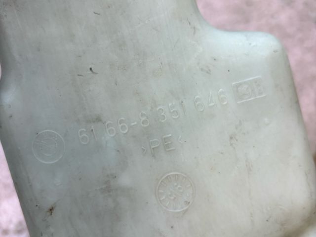 bontott BMW 5 E34 Ablakmosó Tartály