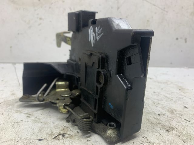 bontott BMW 5 E34 Bal első Ajtózár