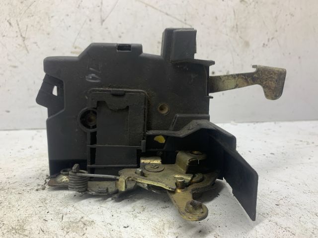 bontott BMW 5 E34 Bal első Ajtózár