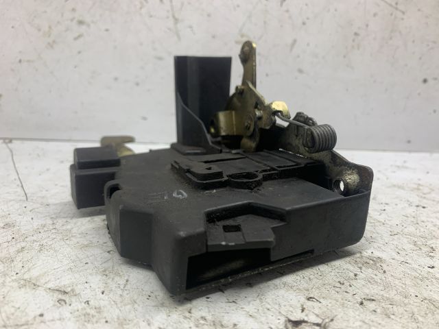 bontott BMW 5 E34 Bal első Ajtózár