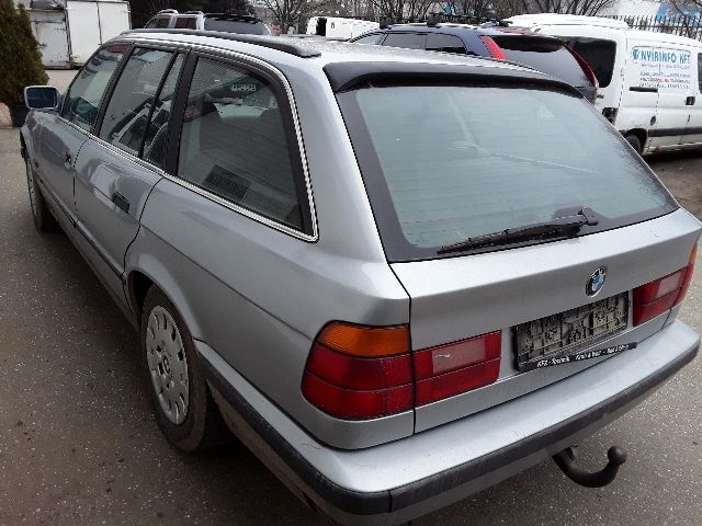 bontott BMW 5 E34 Bal hátsó Ablak