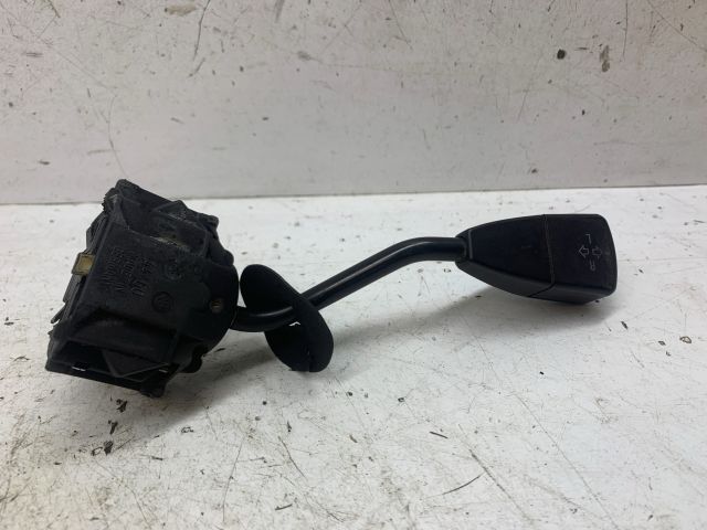 bontott BMW 5 E34 Bal Kormánykapcsoló Irányjelző