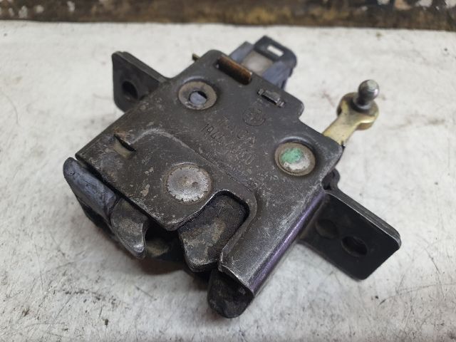 bontott BMW 5 E34 Csomagtérajtó Zárszerkezet