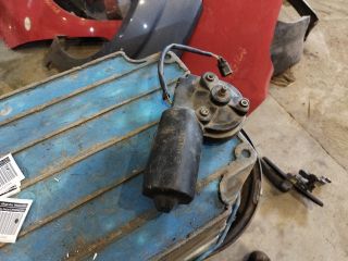 bontott BMW 5 E34 Első Ablaktörlő Motor