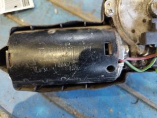 bontott BMW 5 E34 Első Ablaktörlő Motor