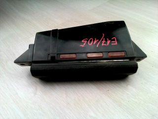 bontott BMW 5 E34 Első Hamutartó