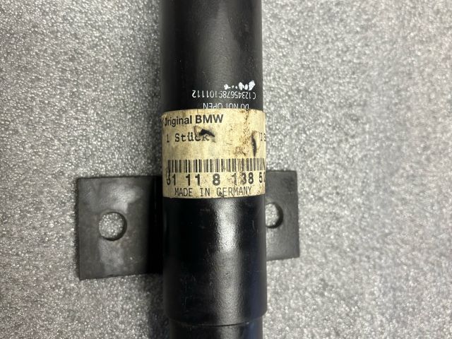 bontott BMW 5 E34 Jobb első Lökhárító Merevítő Tartó (Fém)