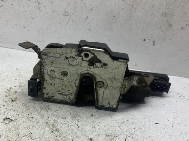 bontott BMW 5 E34 Jobb hátsó Ajtózár