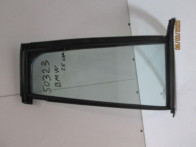 bontott BMW 5 E34 Jobb hátsó Fixüveg (Ajtóban)