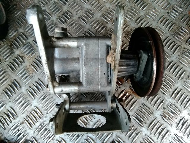 bontott BMW 5 E34 Kormányszervó Motor (Hidraulikus)