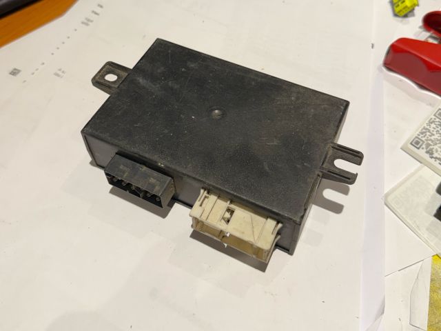 bontott BMW 5 E34 Központizár Elektronika