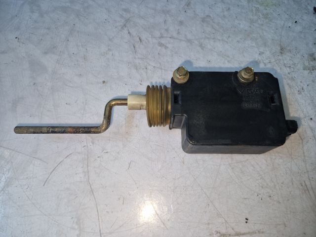 bontott BMW 5 E34 Központizár Motor Tankajtó