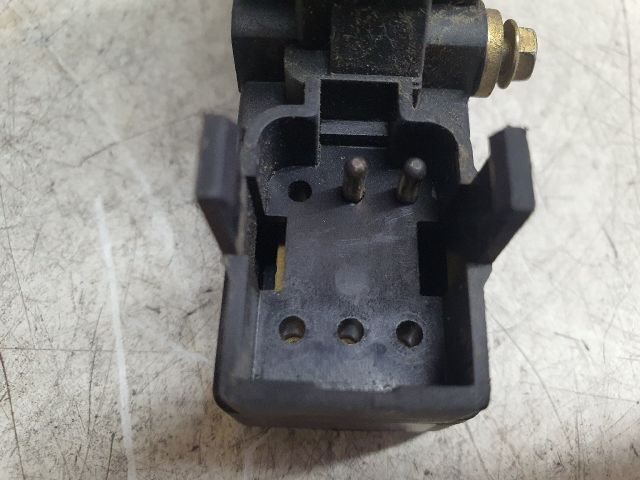 bontott BMW 5 E34 Központizár Motor Tankajtó