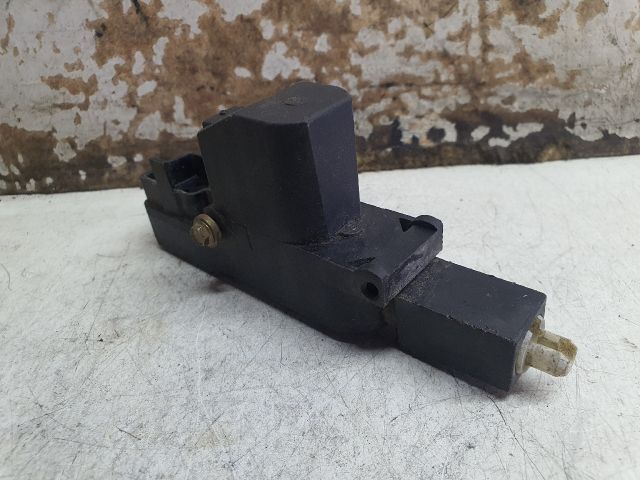 bontott BMW 5 E34 Központizár Motor Tankajtó