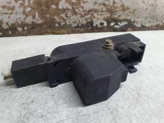 bontott BMW 5 E34 Központizár Motor Tankajtó