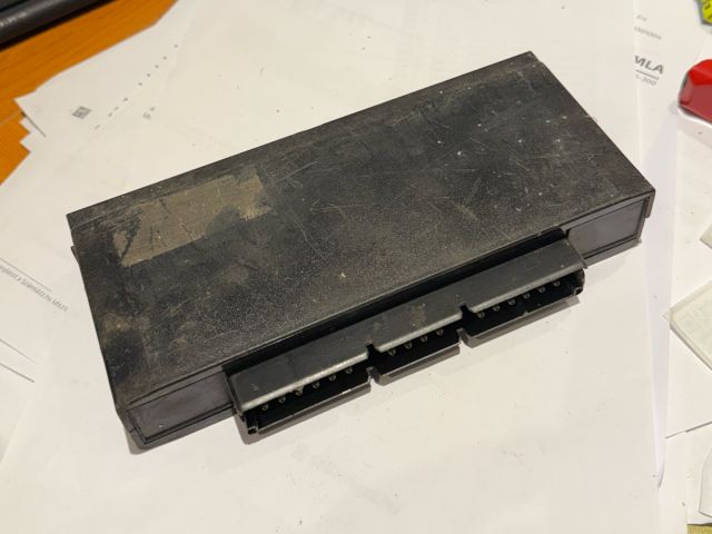 bontott BMW 5 E34 Lámpa Vezérlő