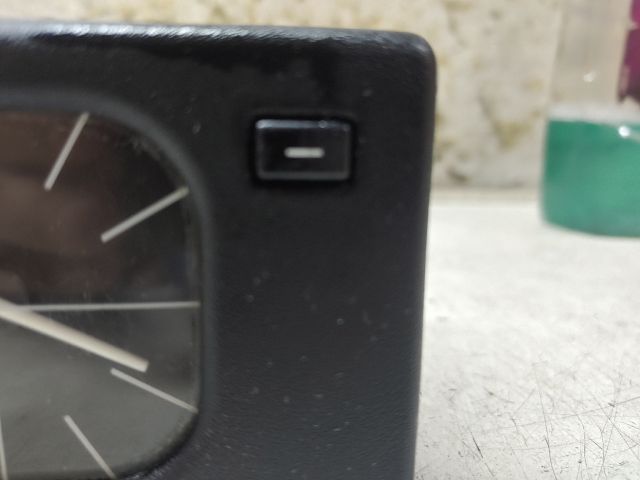 bontott BMW 5 E34 Óra (Időmérő)