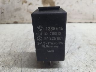 bontott BMW 5 E34 Relé