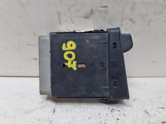 bontott BMW 5 E34 Világítás Kapcsoló