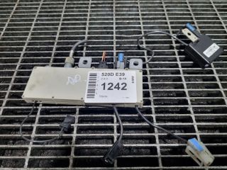 bontott BMW 5 E39 Antenna Erősítő