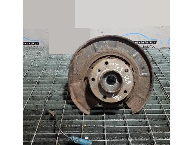 bontott BMW 5 E39 Bal hátsó Csonkállvány