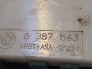 bontott BMW 5 E39 Biztosítéktábla Motortér