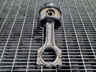 bontott BMW 5 E39 Dugattyú