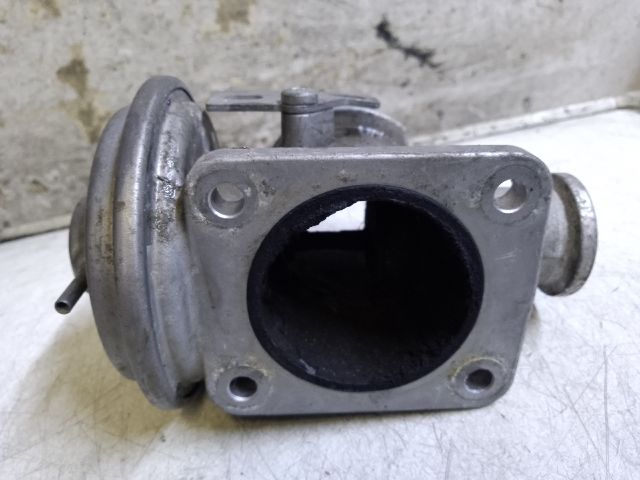 bontott BMW 5 E39 EGR / AGR Szelep